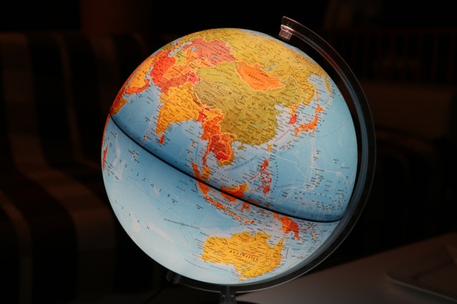 Globe terrestre représentant la géographie.